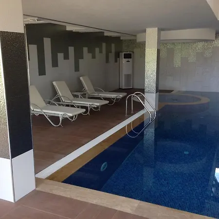 Trio Park Oba Apartment *